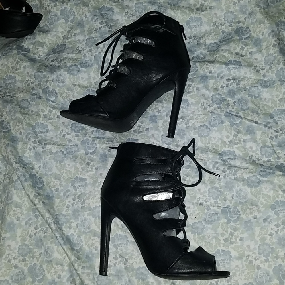 Shoes - Picture 3 of 5